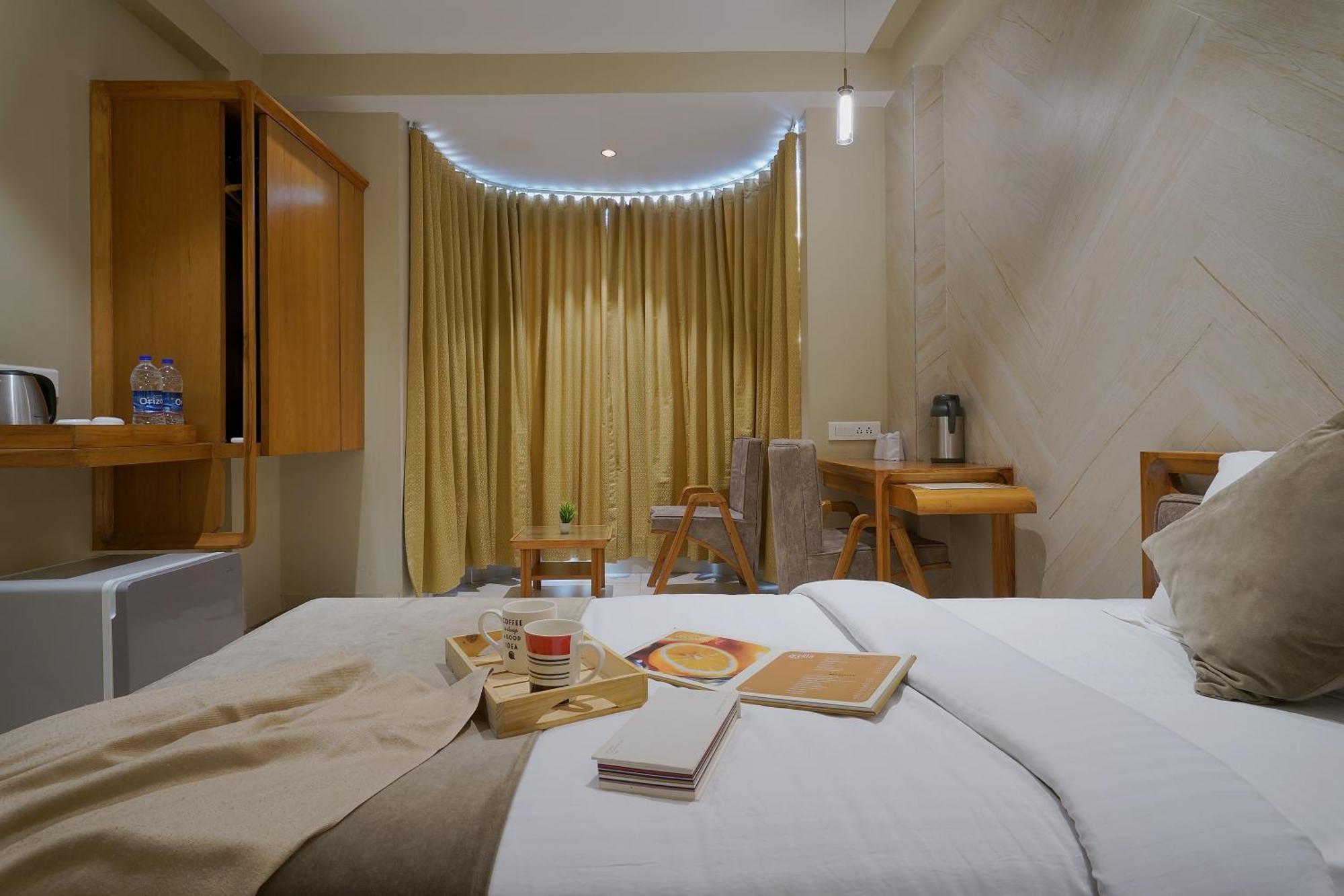 Artilla Inn Ahmadabad Zewnętrze zdjęcie