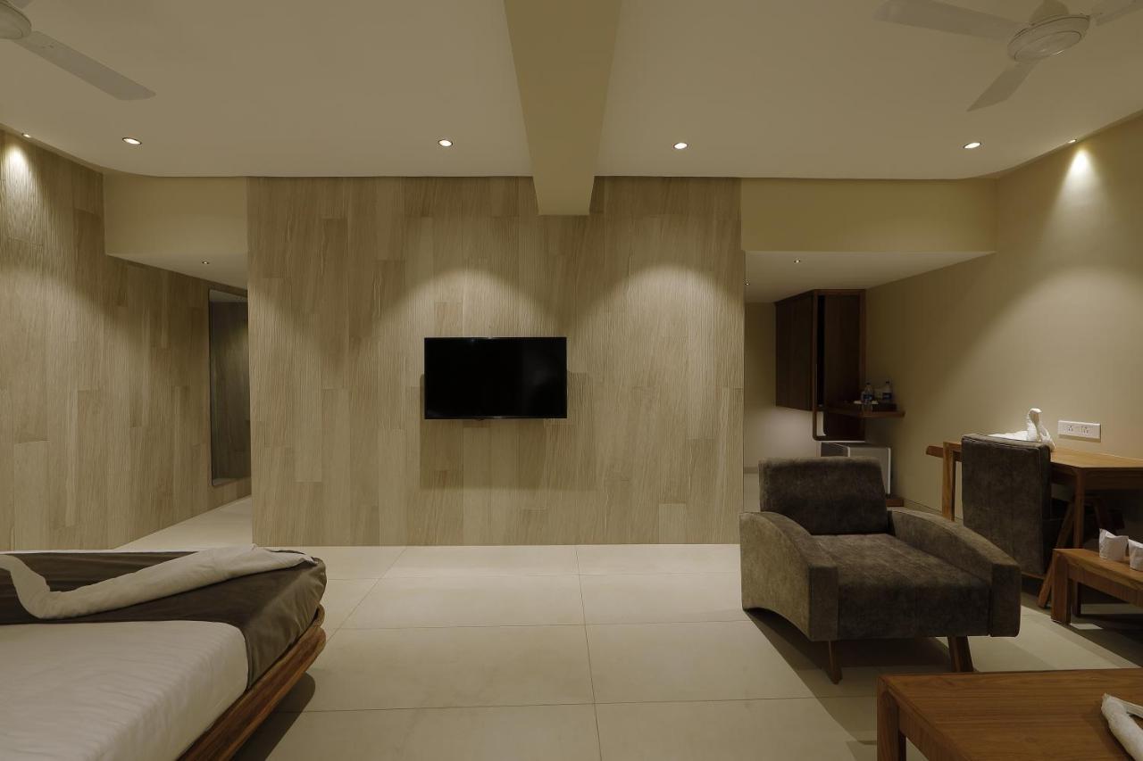 Artilla Inn Ahmadabad Zewnętrze zdjęcie