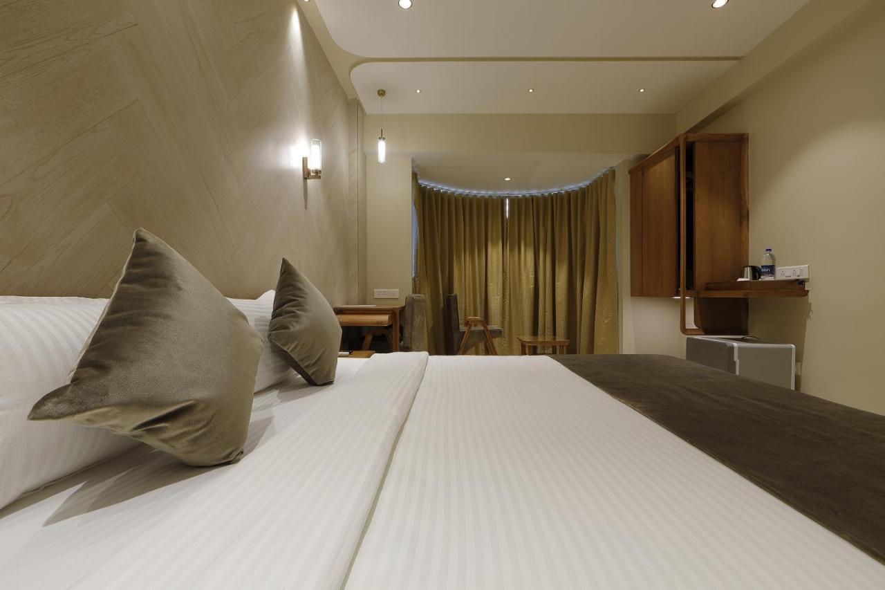 Artilla Inn Ahmadabad Zewnętrze zdjęcie