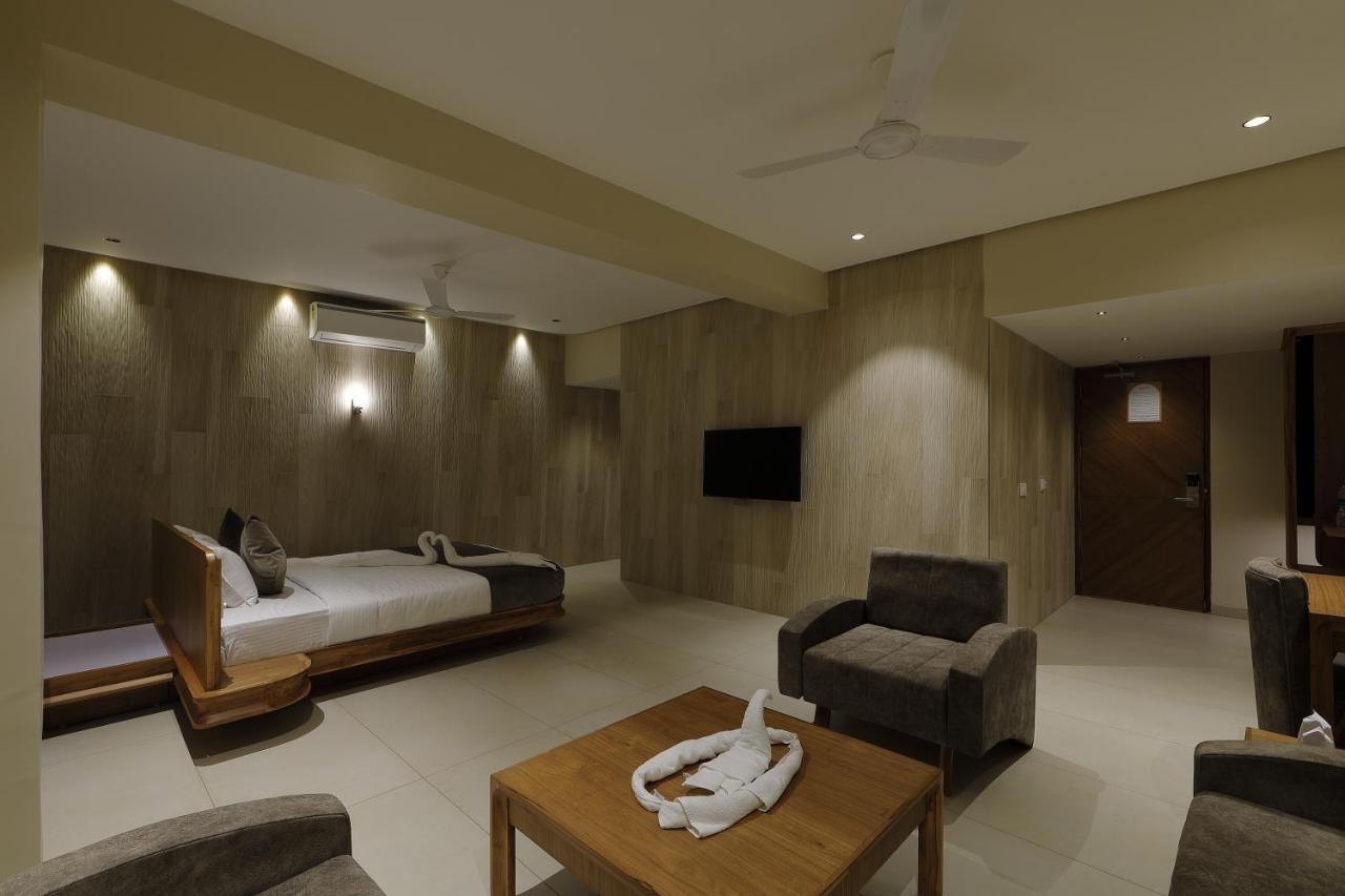Artilla Inn Ahmadabad Zewnętrze zdjęcie