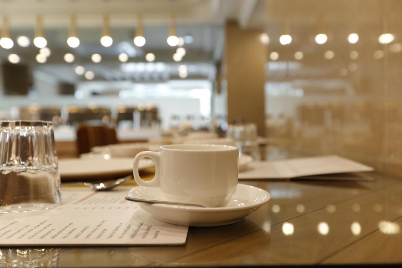 Artilla Inn Ahmadabad Zewnętrze zdjęcie